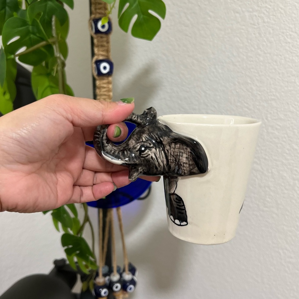 •NEW•Made in Thailand Elephant Souvenir Mug